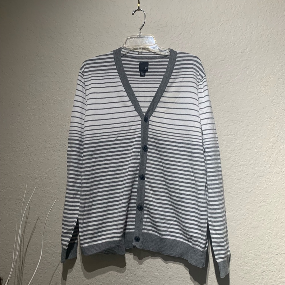 J. Ferrar / Grey cardigan / size L